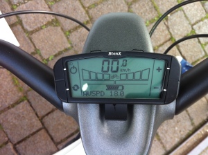 The control panel is clear and easy to read. However the controls in handle bar were somewhat flimsy.